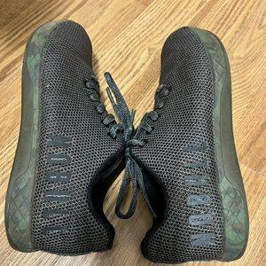 No Bull sneakers. OD green. Size 7.5.